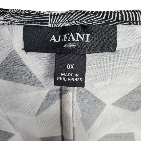 Alfani Womens Size 0X Tunic Asymmetric Hem Geometric Print Fluid Jersey - Picture 7 of 8